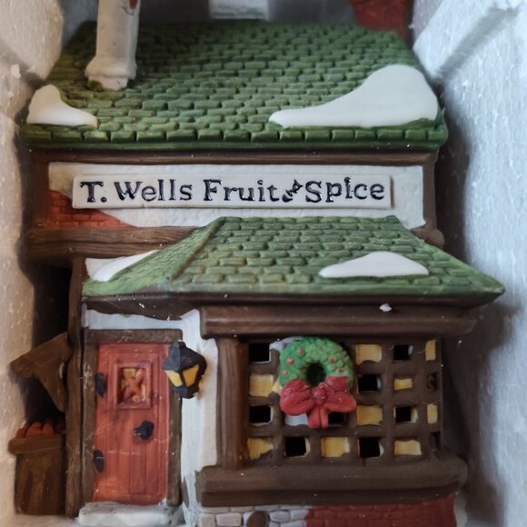 Dept 56 Heritage Village Dickens' Village Series T. Wells Fruit & Spice Shop Box - Picture 6 of 9